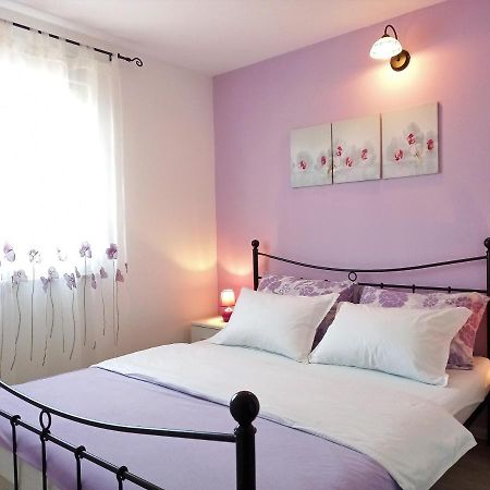 Apartments Antunovic Umag Eksteriør bilde
