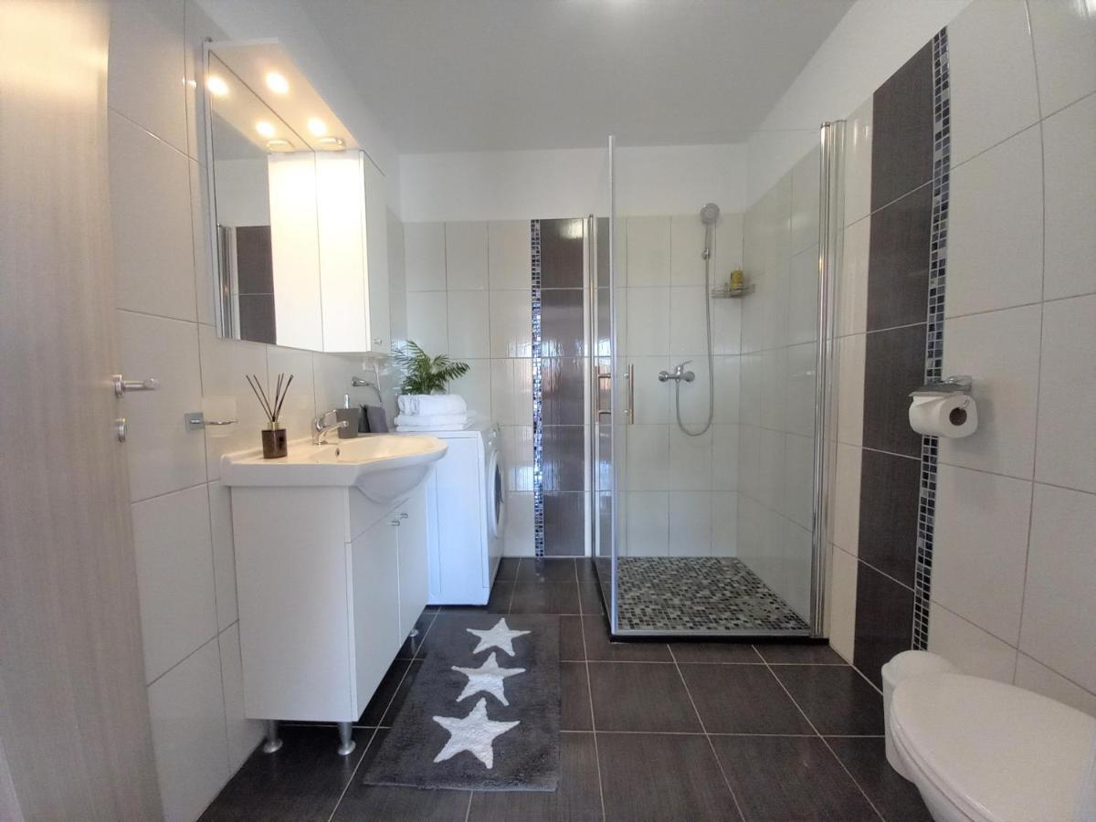 Apartments Antunovic Umag Eksteriør bilde