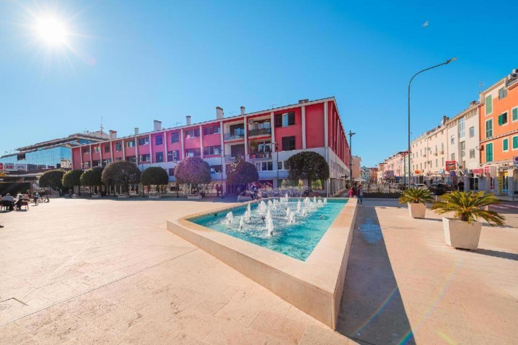Apartments Antunovic Umag Eksteriør bilde