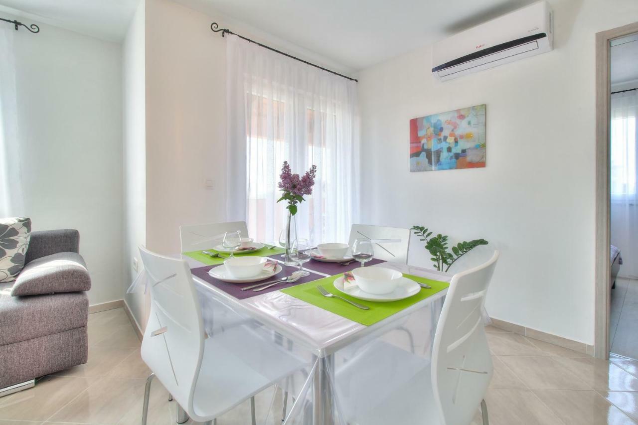 Apartments Antunovic Umag Eksteriør bilde