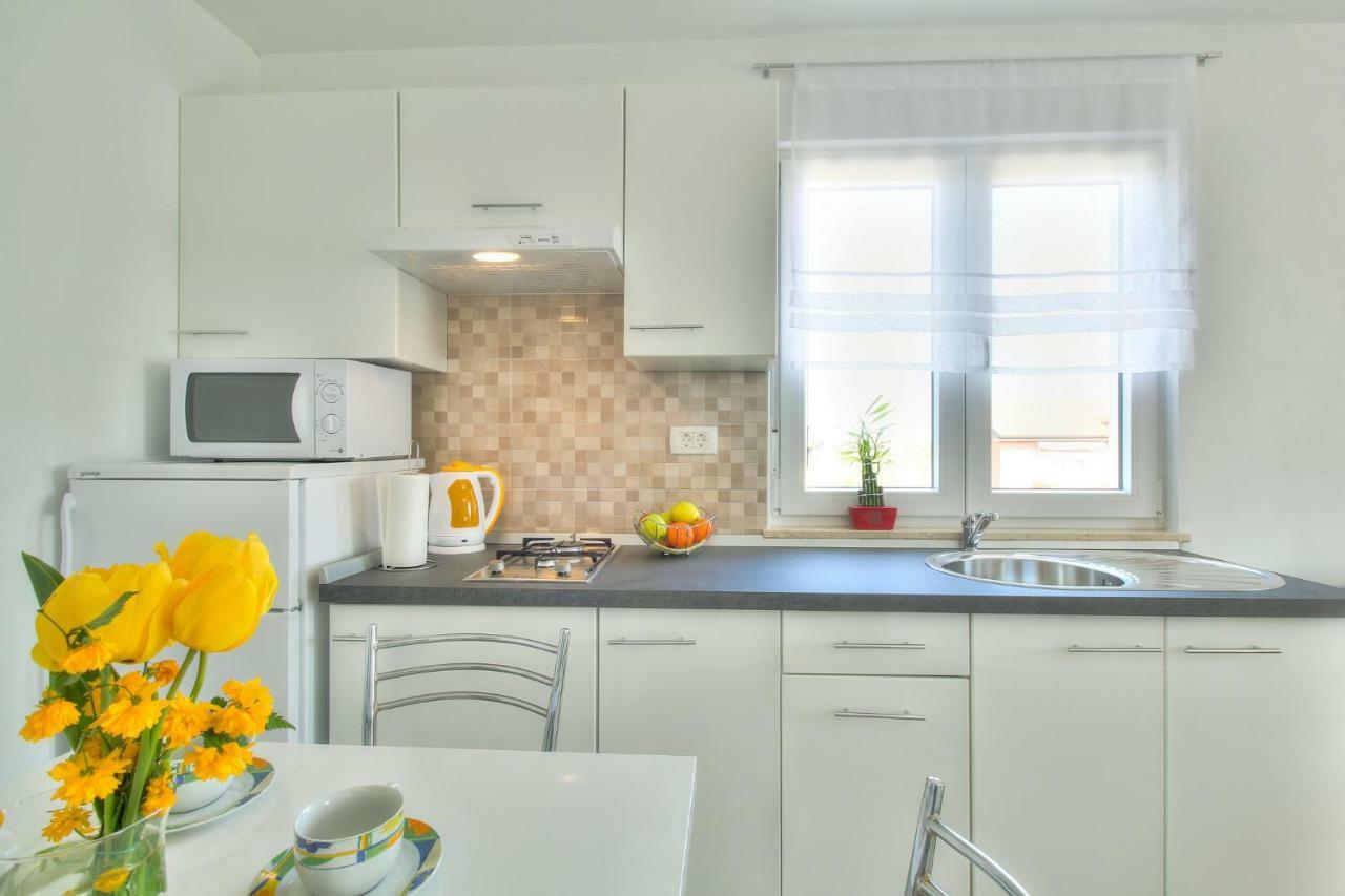 Apartments Antunovic Umag Eksteriør bilde